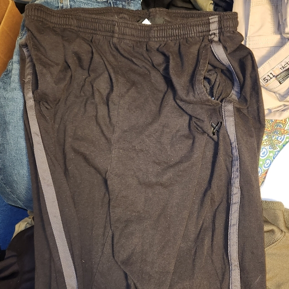 Mens sweatpants bundle - Picture 9 of 10
